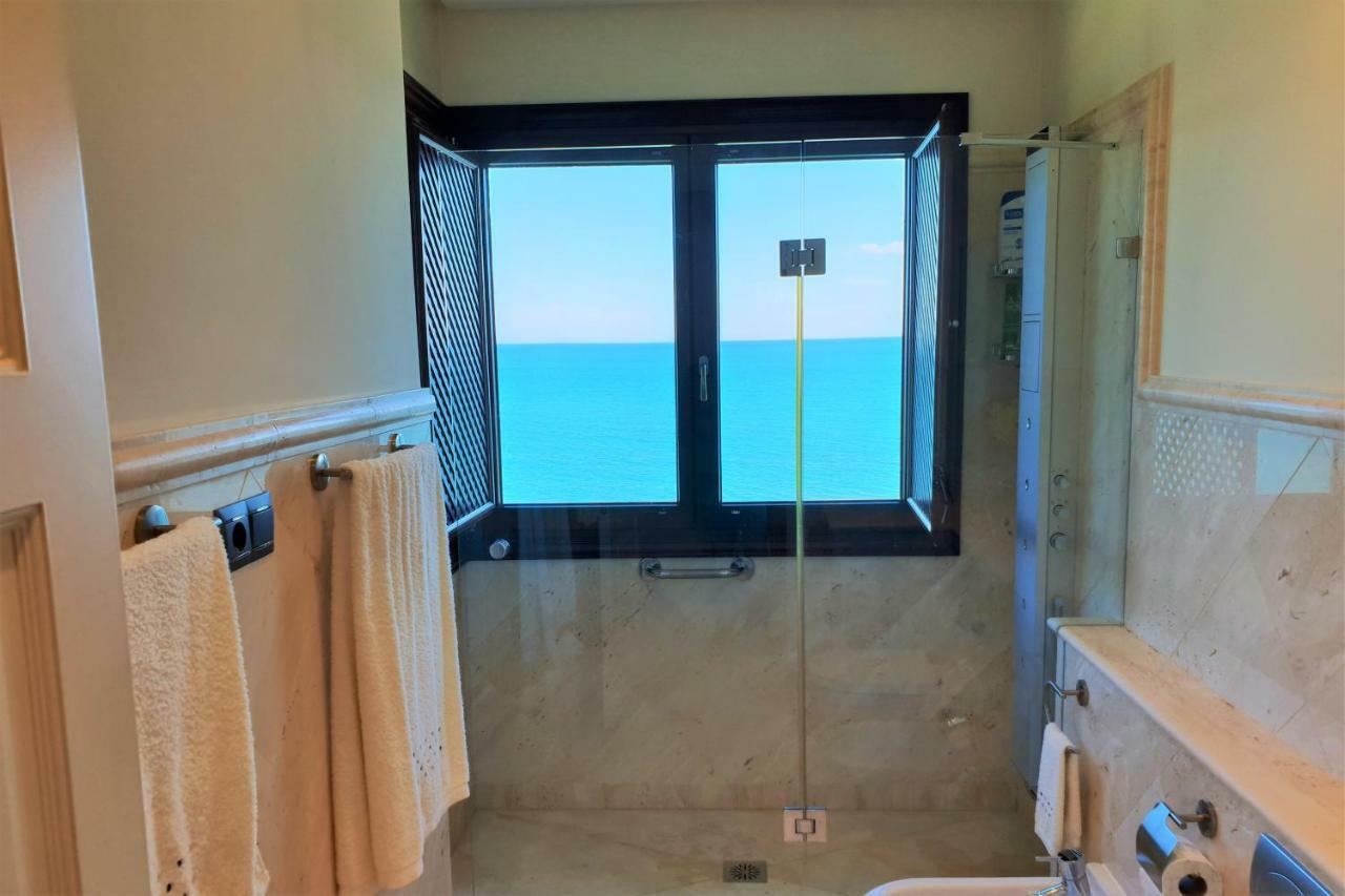 Luxury Apartment Frontal To The Sea In Estepona Doncella Beach Esterno foto