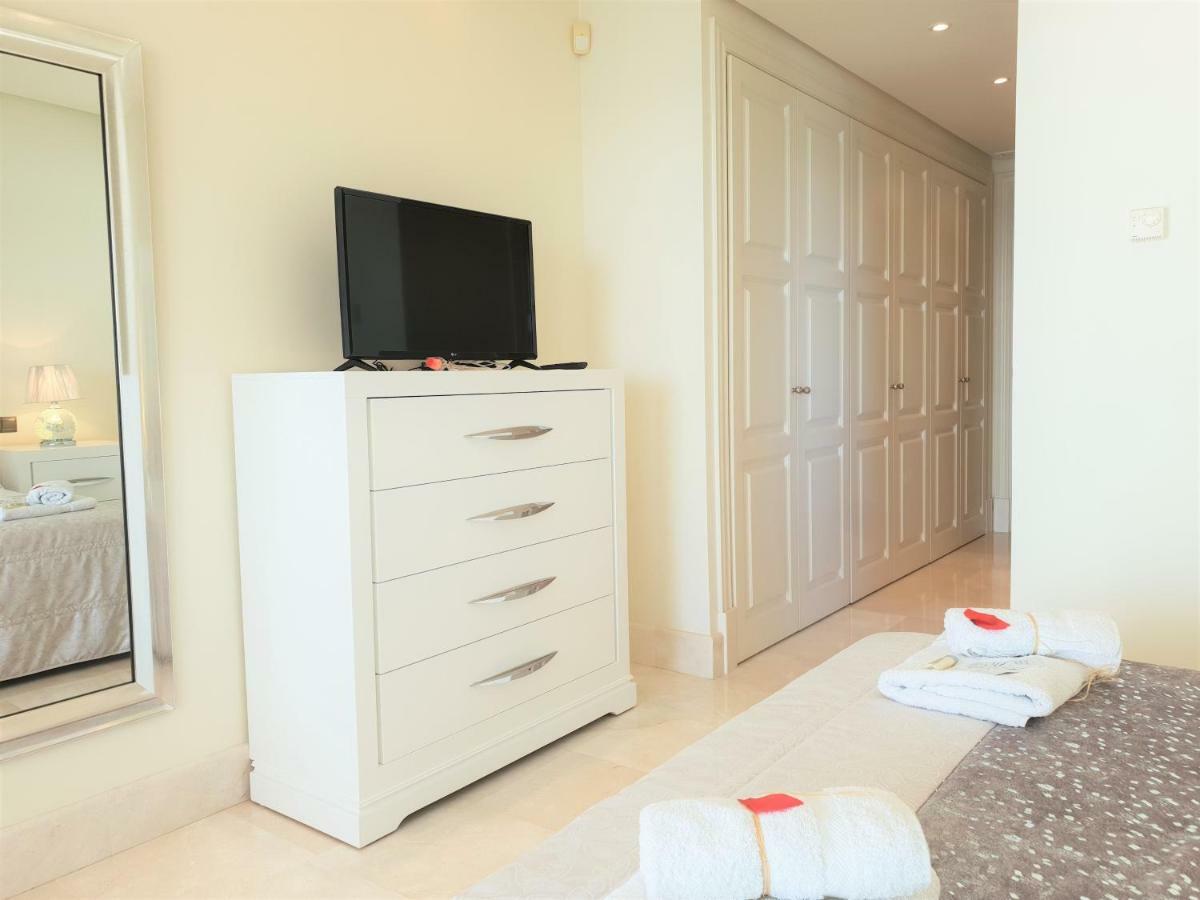 Luxury Apartment Frontal To The Sea In Estepona Doncella Beach Esterno foto