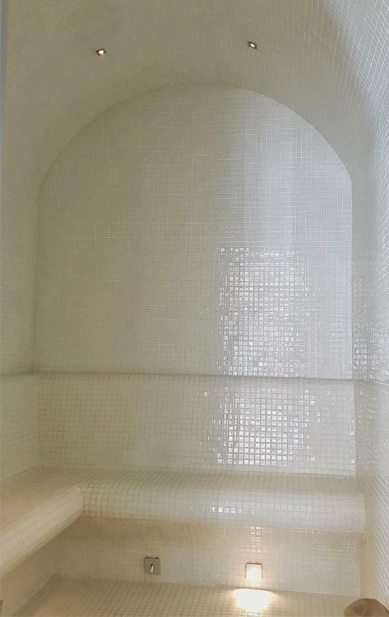 Luxury Apartment Frontal To The Sea In Estepona Doncella Beach Esterno foto