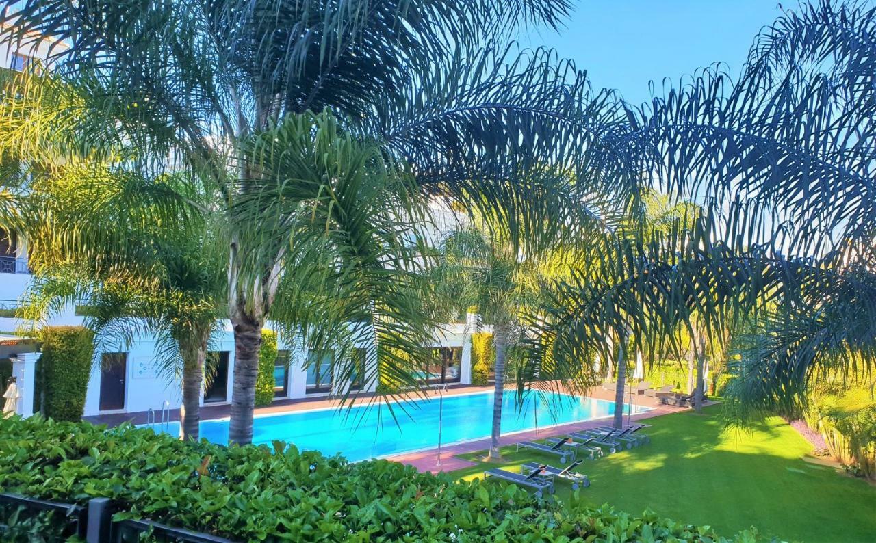 Luxury Apartment Frontal To The Sea In Estepona Doncella Beach Esterno foto